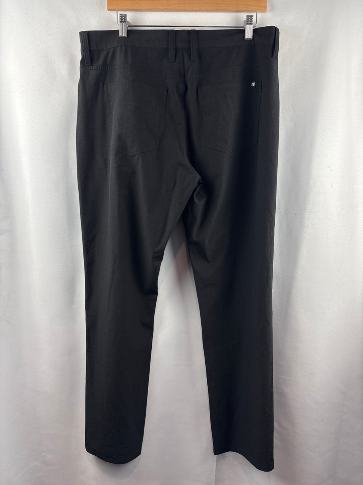 Men’s Travis Mathews Size 36 Black Golf Pants