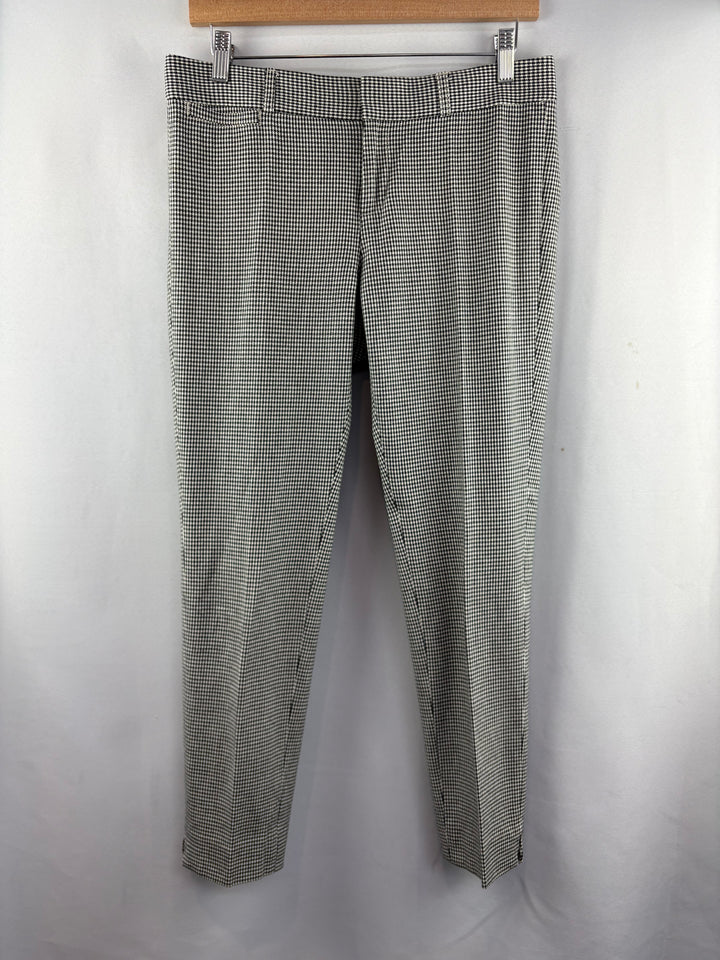 Women’s Banana Republic Size 4 Black & White Checkered Pleated Slacks