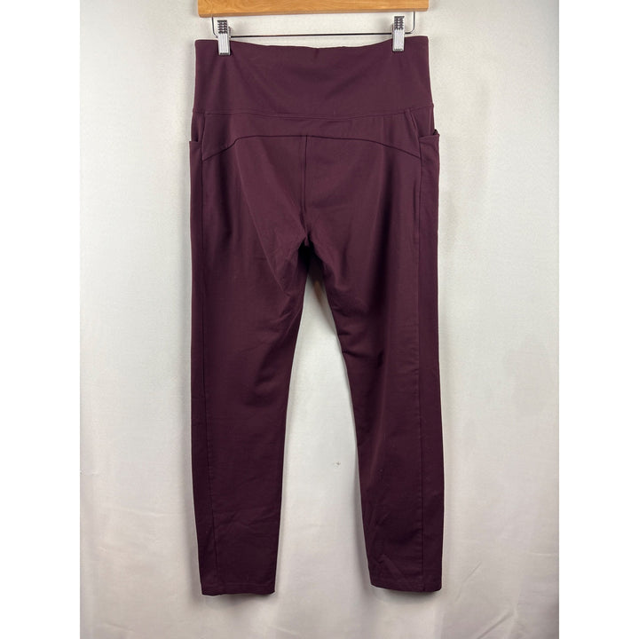 Women’s Athleta Medium Burgundy Leggings w/ Pockets