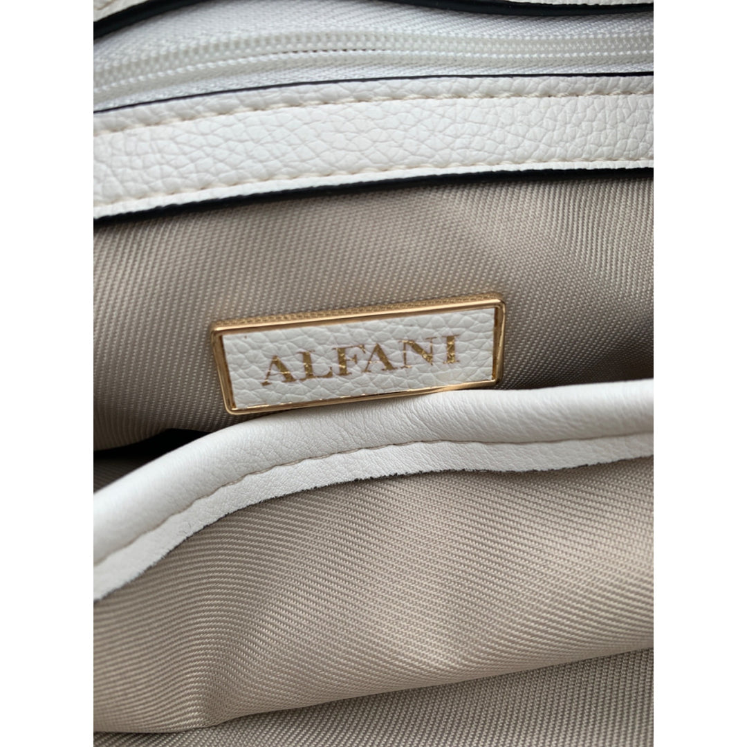 Aldo White Leather Shoulder Bag With Adjustable Strap & Gold-Tone Hardware