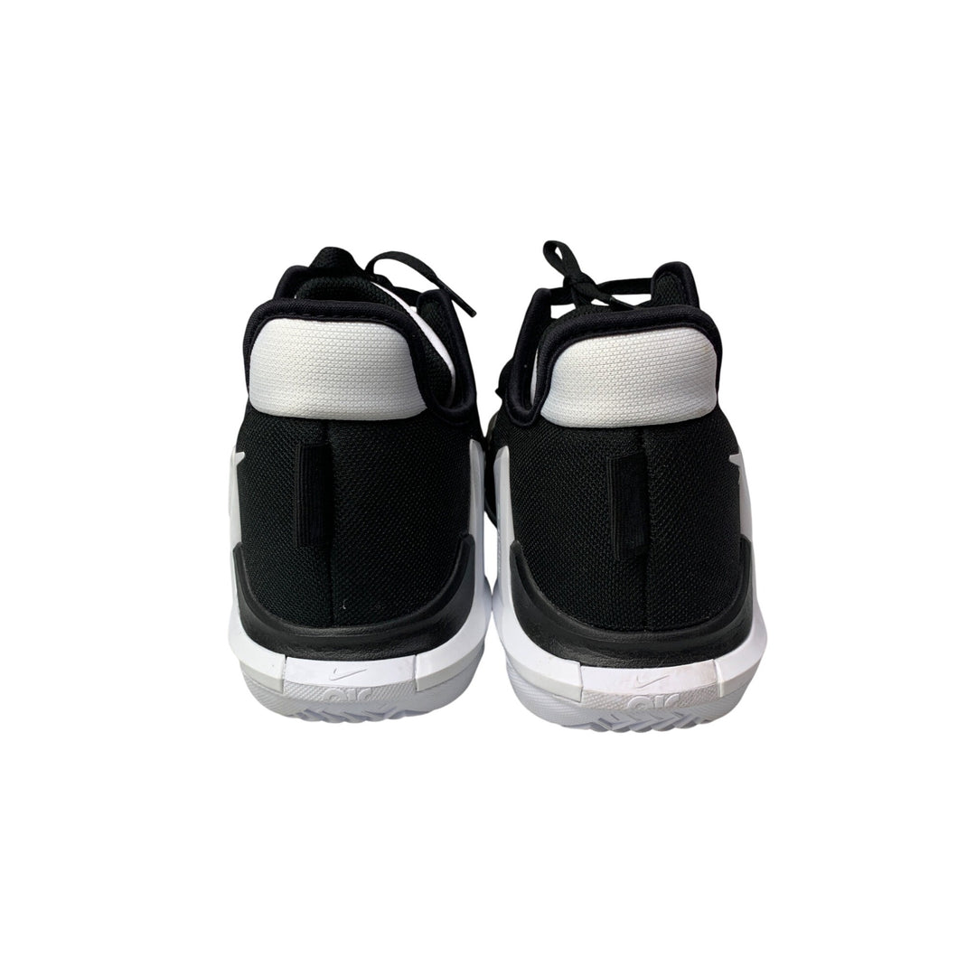 Men’s Nike LeBron Witness VI Basketball Shoes Black/White Size 11