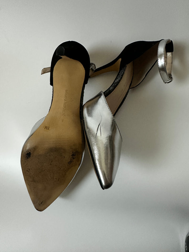 Banana Republic Giana Silver Metallic Black Pointed Toe Ankle Strap Heels D&
