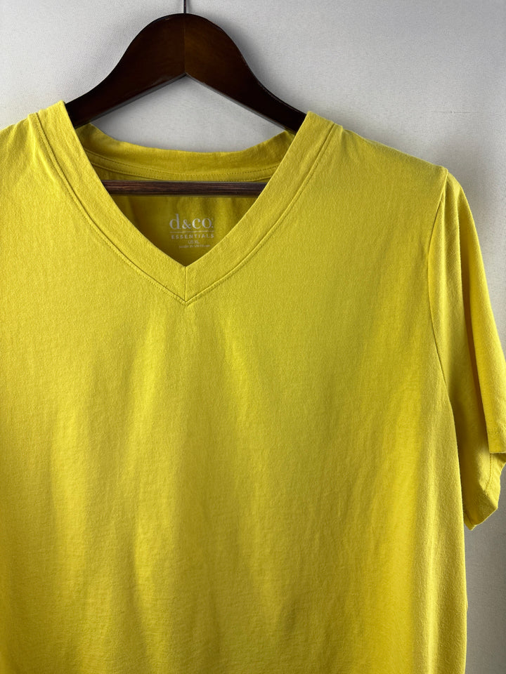 Women’s D&amp;Co XL Mustard Yellow V-Neck T-Shirt