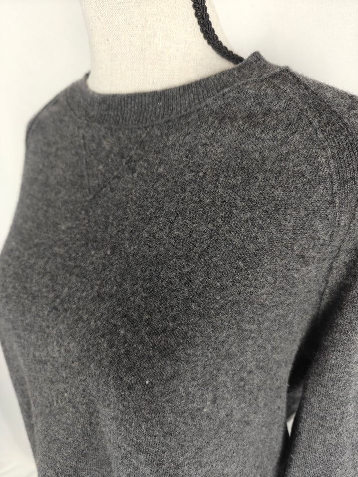 Women’s Banana Republic Merino Wool Sweater Gray Size M