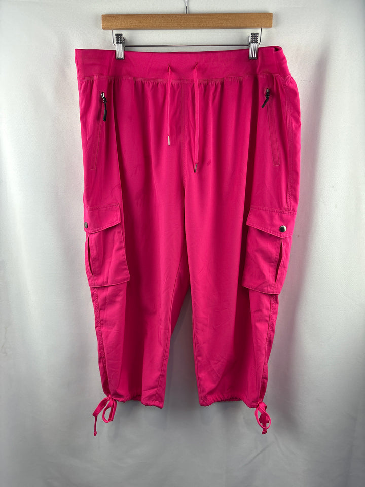 Women’s Soothfeel Size 2XL Hot Pink Cargo Activewear Capris