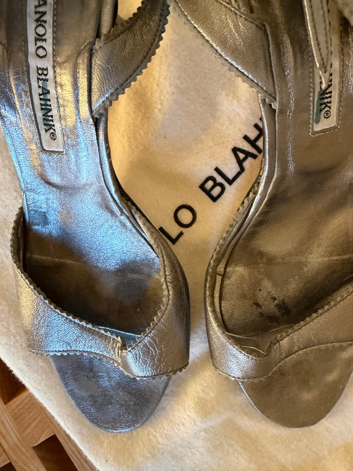 Vintage Manolo Blahnik Metallic Silver Slingback Heels 37