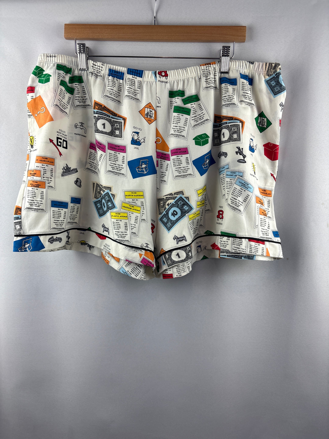 Women’s Bed Head Size 2X Monopoly Themed PJ Set