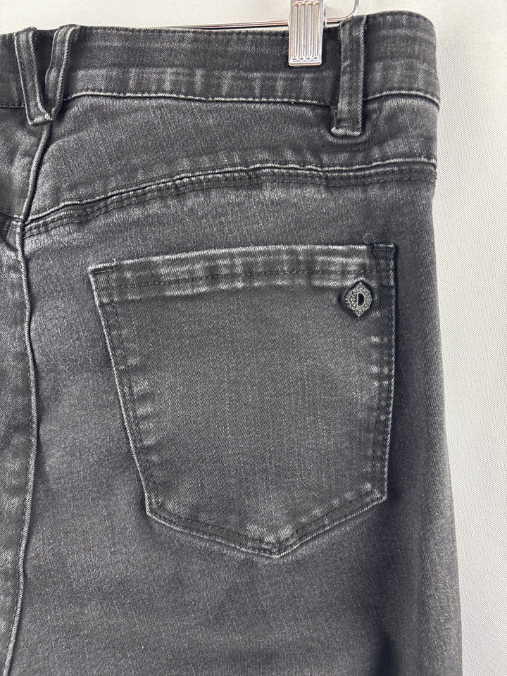 Women’s Democracy Size 14W Black Straight Leg Jeans
