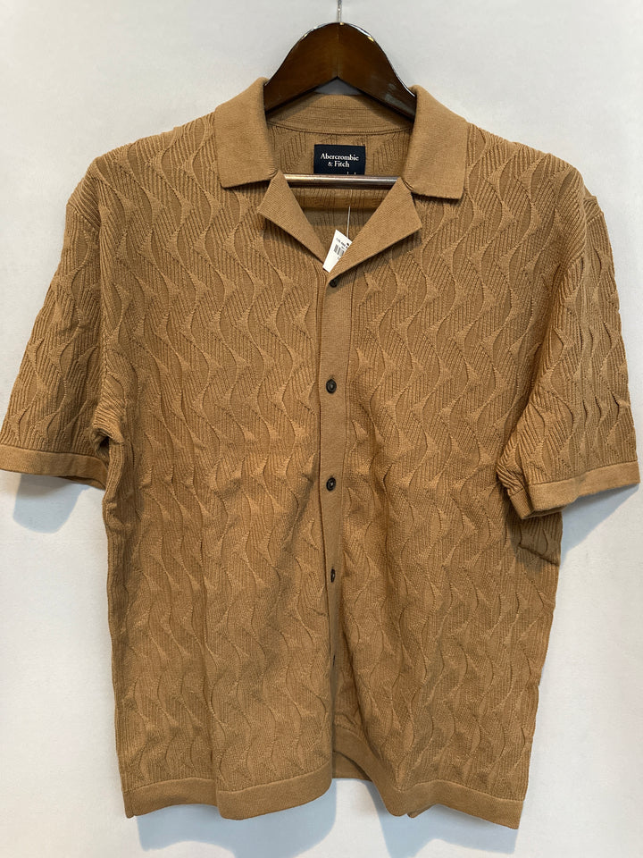 Men’s Abercrombie Short Sleeve wave pattern sweater Size L