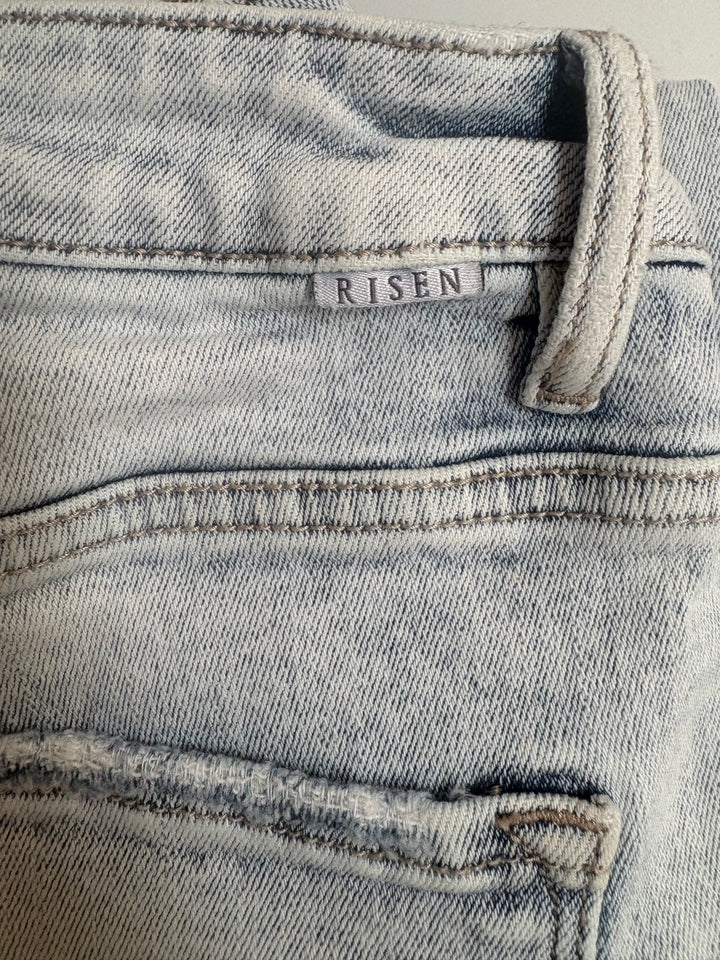 Women’s Risen Jeans Size 9/29 Acid Wash Distressed Flare Jeans