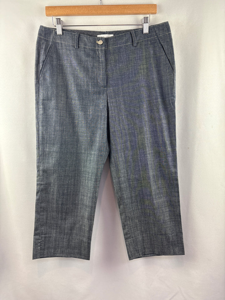Women’s Calvin Klein Size 10P Dark Gray Denim Capris