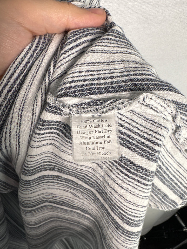 Women’s Everyday Ritual XXL White &amp; Gray Stripe Midi Dress