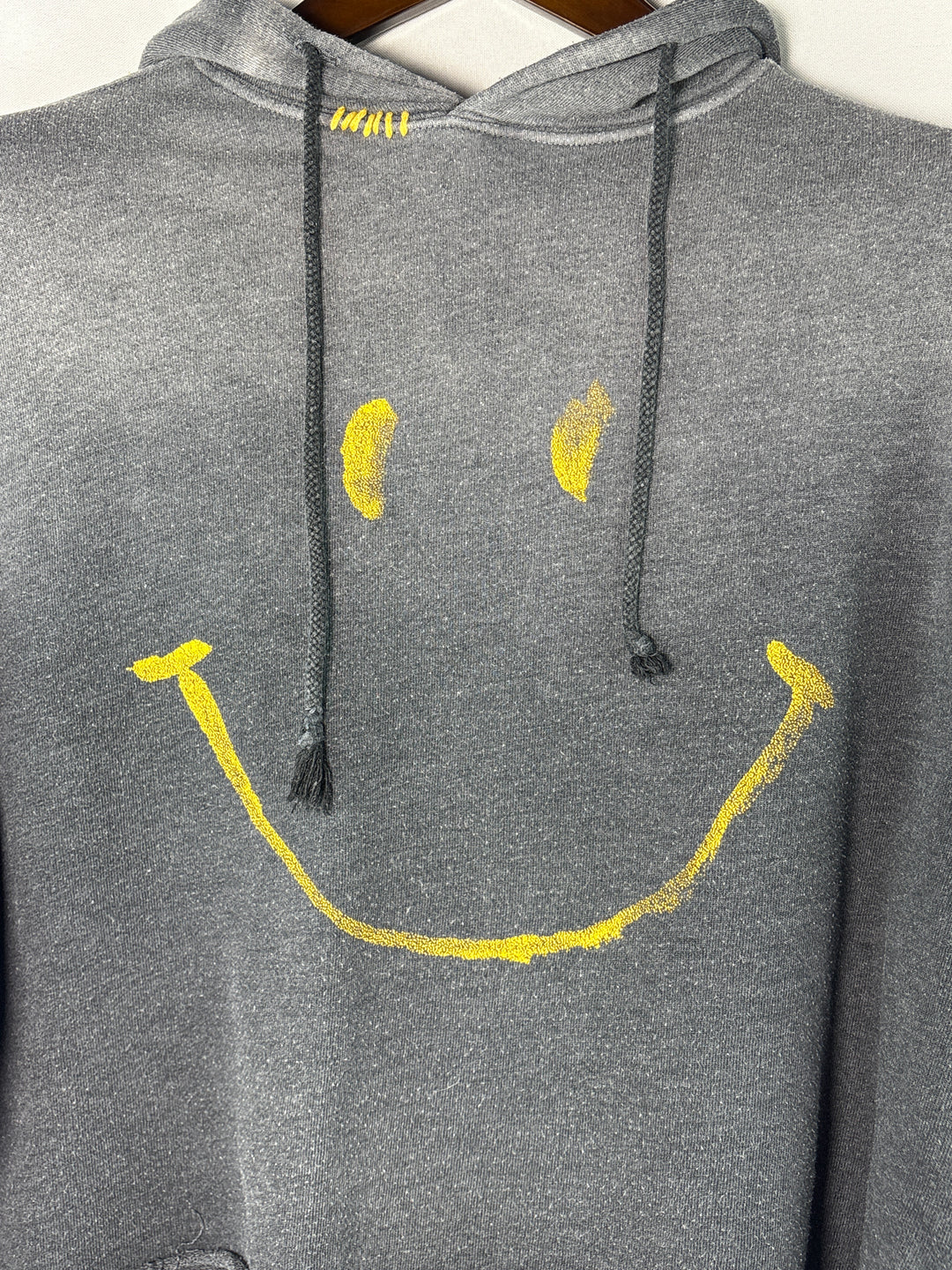 Women’s I.S.M.B.S Medium Dark Gray Yellow Smiley Hoodie