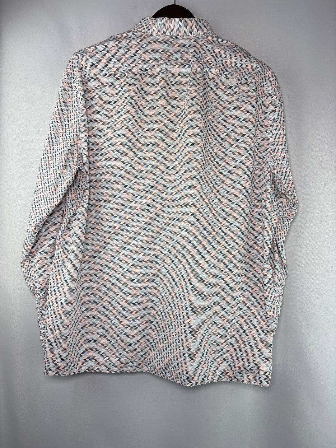 Men’s Perry Ellis XL White Red Blue Patterned Dress Shirt