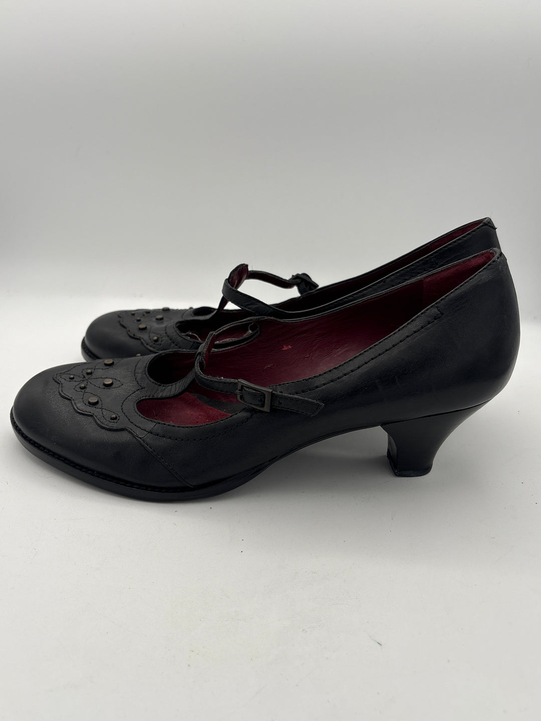 Women’s Aerosoles Size 8 Black Mary Jane Kitten Heels