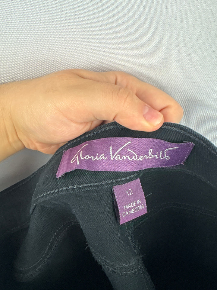 Women’s Gloria Vanderbilt Size 12 Black Skinny Jeans