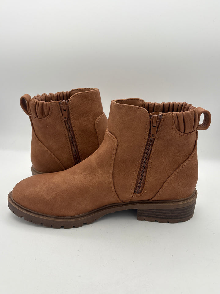 Womens SM New York Brown Soft Leather Ankle Boots Side Zipper Size 7.5