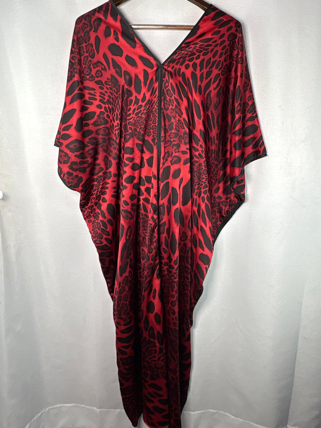 Women’s Natori Large Red &amp; Black Leopard Print MuuMuu