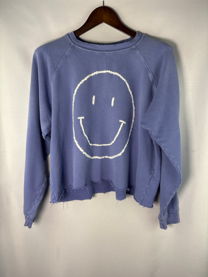 Women’s I.S.M.B.S Medium Periwinkle Smiley Crewneck