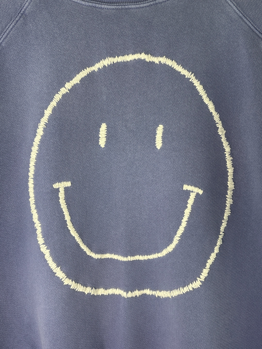 Women’s I.S.M.B.S Medium Periwinkle Smiley Crewneck