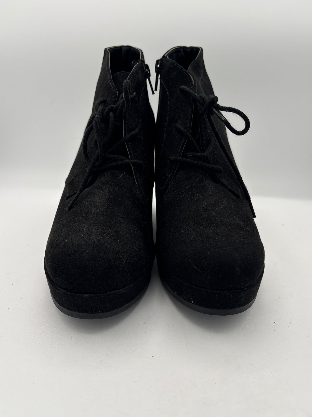 Women’s Dolcetta Size 8 Black Suede Wedge Ankle Boots