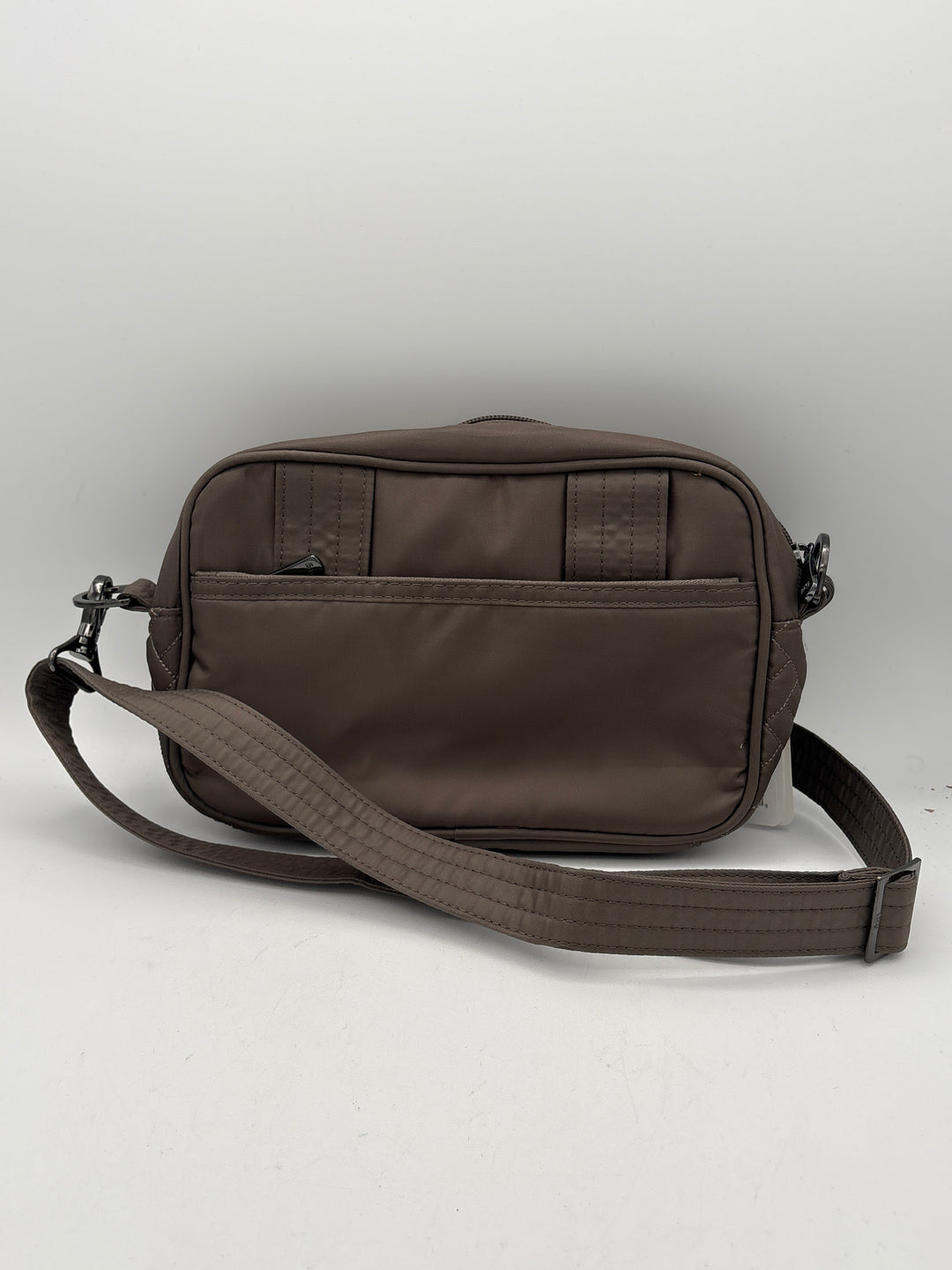 Women’s Lug Carousel Greige Quilted Cross-Body Bag