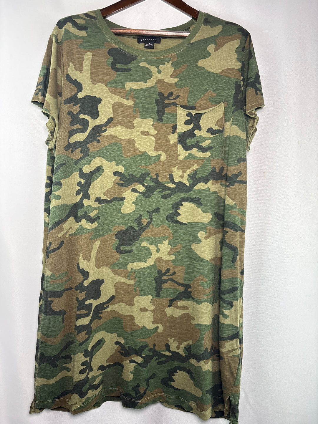 Women’s Sanctuary Size 1X Green Camo Pattern Midi Dress