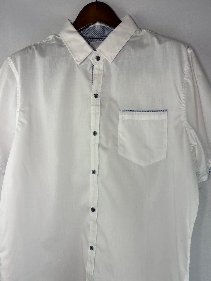 Women’s Craft + Flow XL White Short Sleeve Button Up