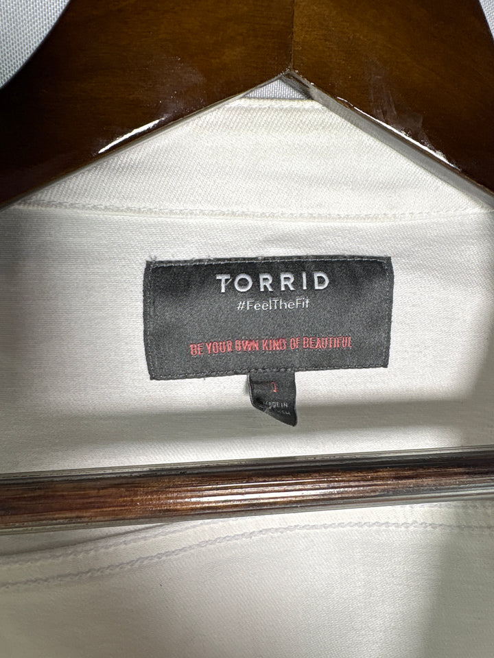 Women’s Torrid Size 1 White Cropped Denim Jacket
