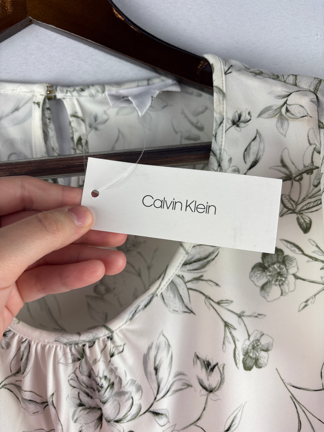Women’s Calvin Klein Large White w/ Green Florals Blouse