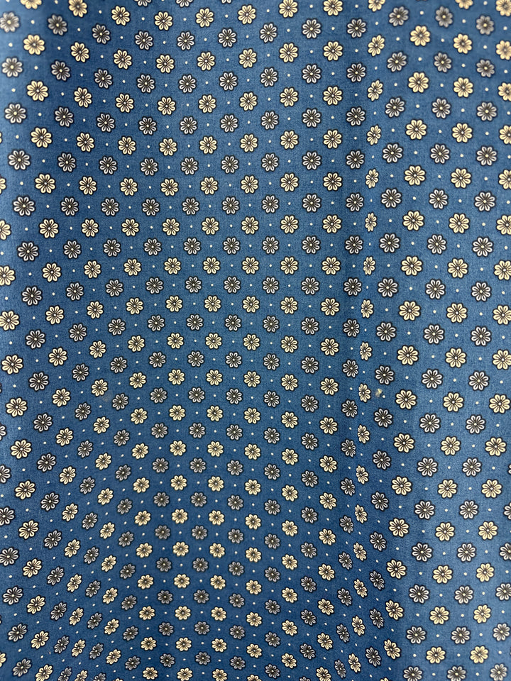 Men’s Bar lll XL Blue Floral Button Up Dress Shirt