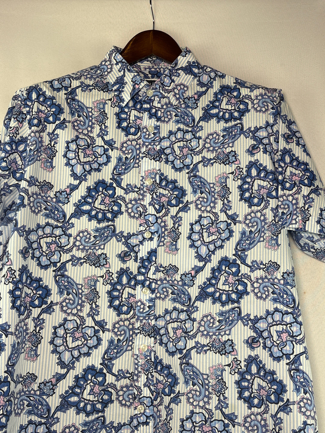 Men’s Club Room Large Blue Striped Paisley Short Sleeve Button Up