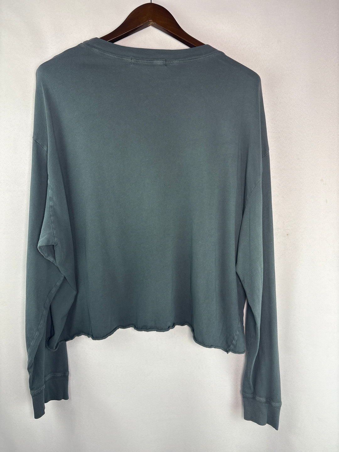 Womens DayDreamer XXL Dark Gray Def Leppard Graphic Cropped Long Sleeve Top