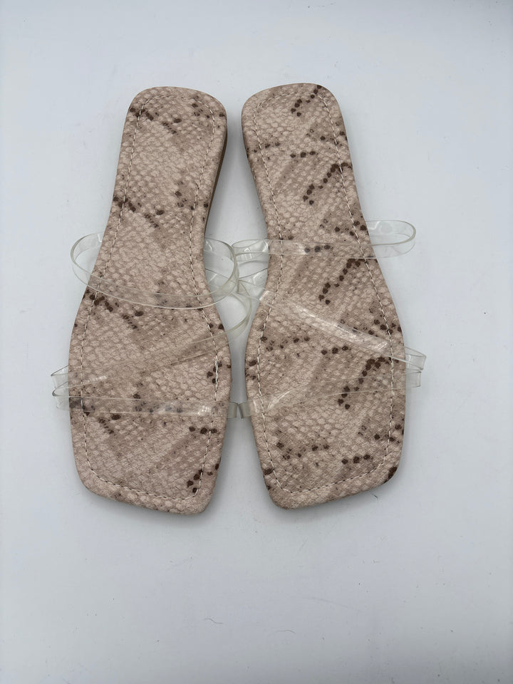 Women’s Dolce Vita Size 9.5 Gray Snakeskin Flat Strappy Sandals