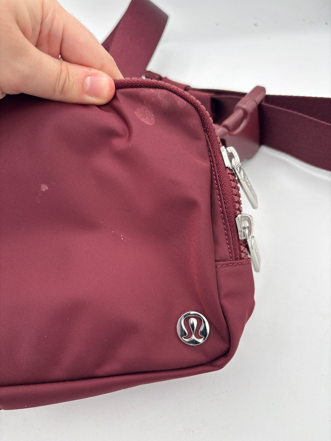 Women’s LuluLemon Maroon Fanny Pack Bag