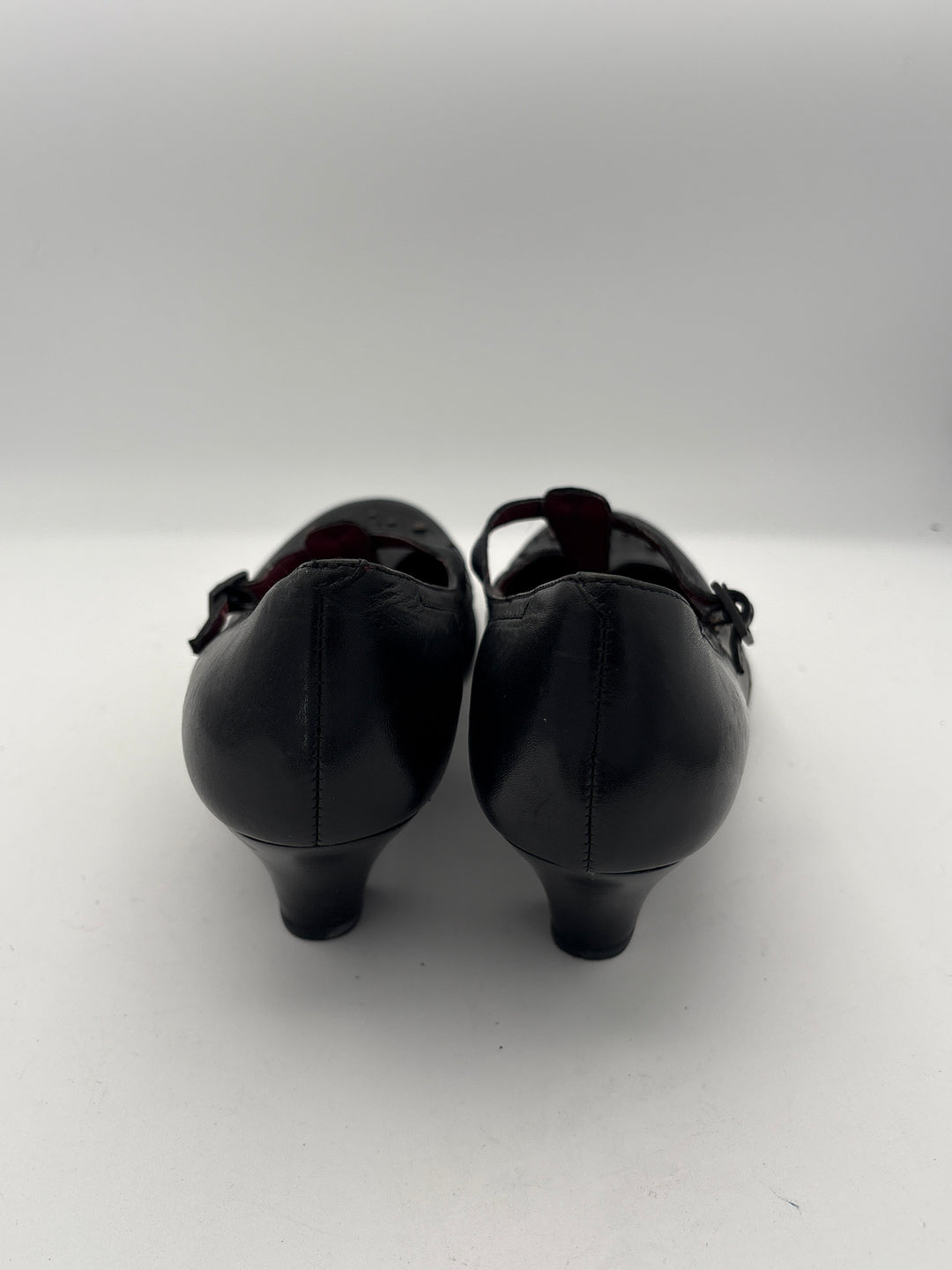 Women’s Aerosoles Size 8 Black Mary Jane Kitten Heels