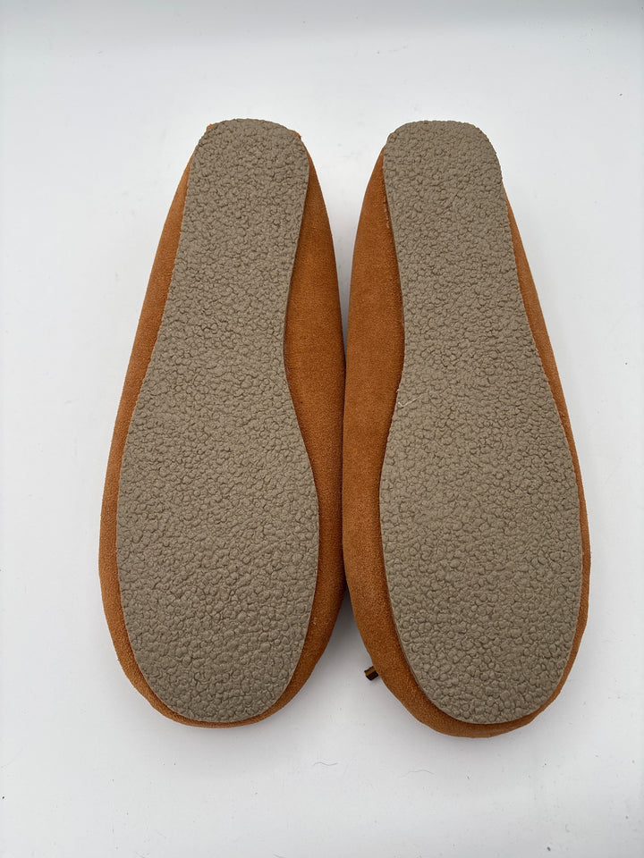 Women’s Minnetonka Size 9 Brown Suede Moccasins