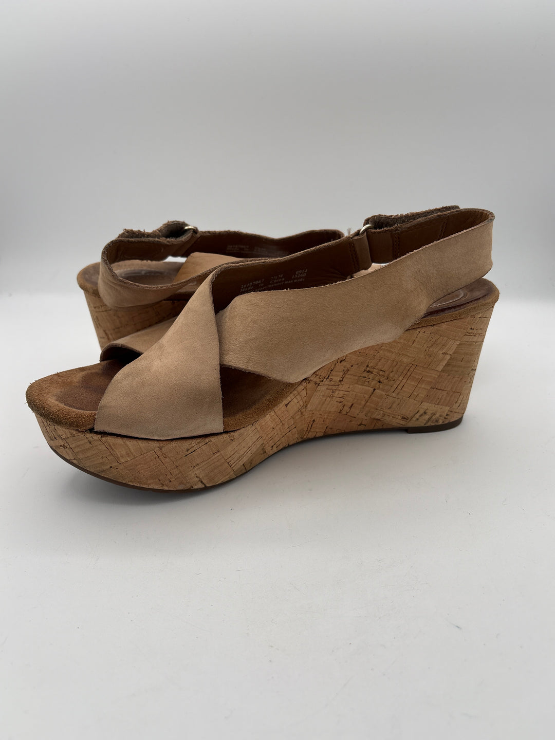 Clarks Womens Tan Wedge Sandals Size 7.5 Crisscross Strap 3 Inch Heel