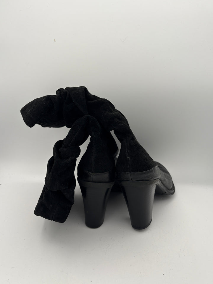 Women’s Markon Size 8 Black Suede Calf High Boots
