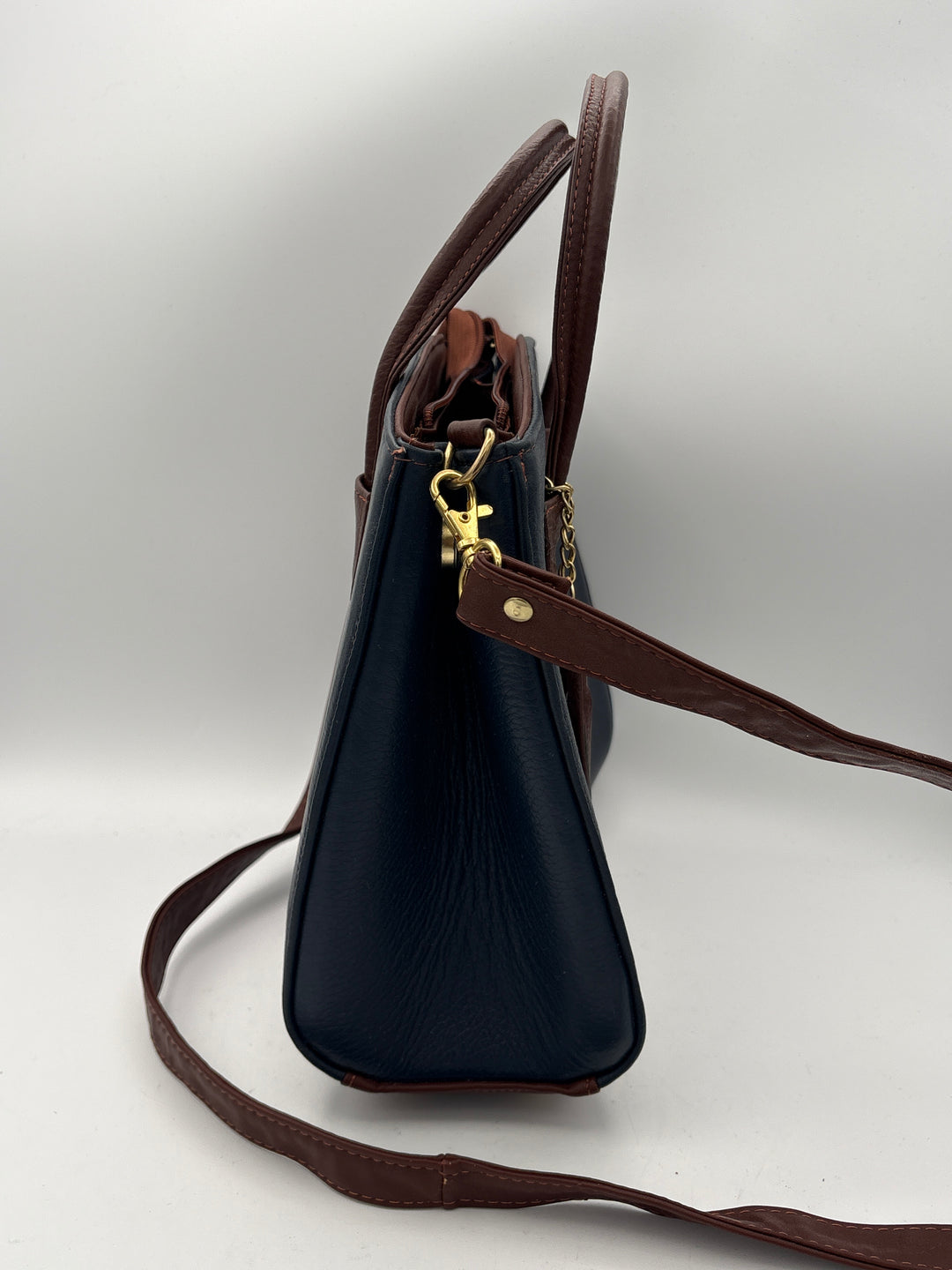 Womens Dark Navy Leather Handbag With 5 Compartments And Detachable Strap