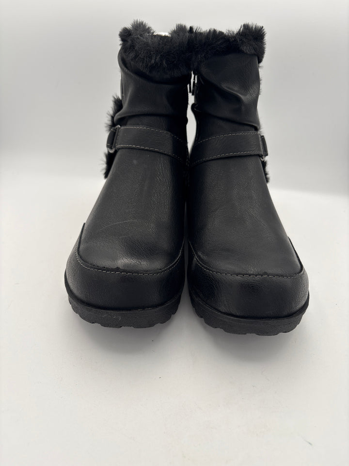 Women’s JBU Size 9W Black Ankle Boots w/ Faux Fur Accents
