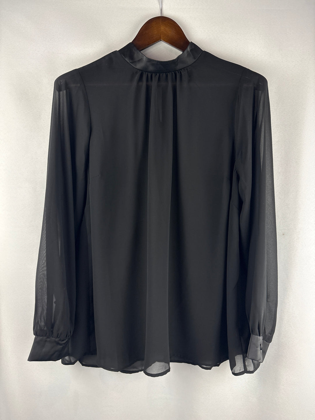 Women’s Torrid Size 1 Sheer Black Long Sleeve Blouse