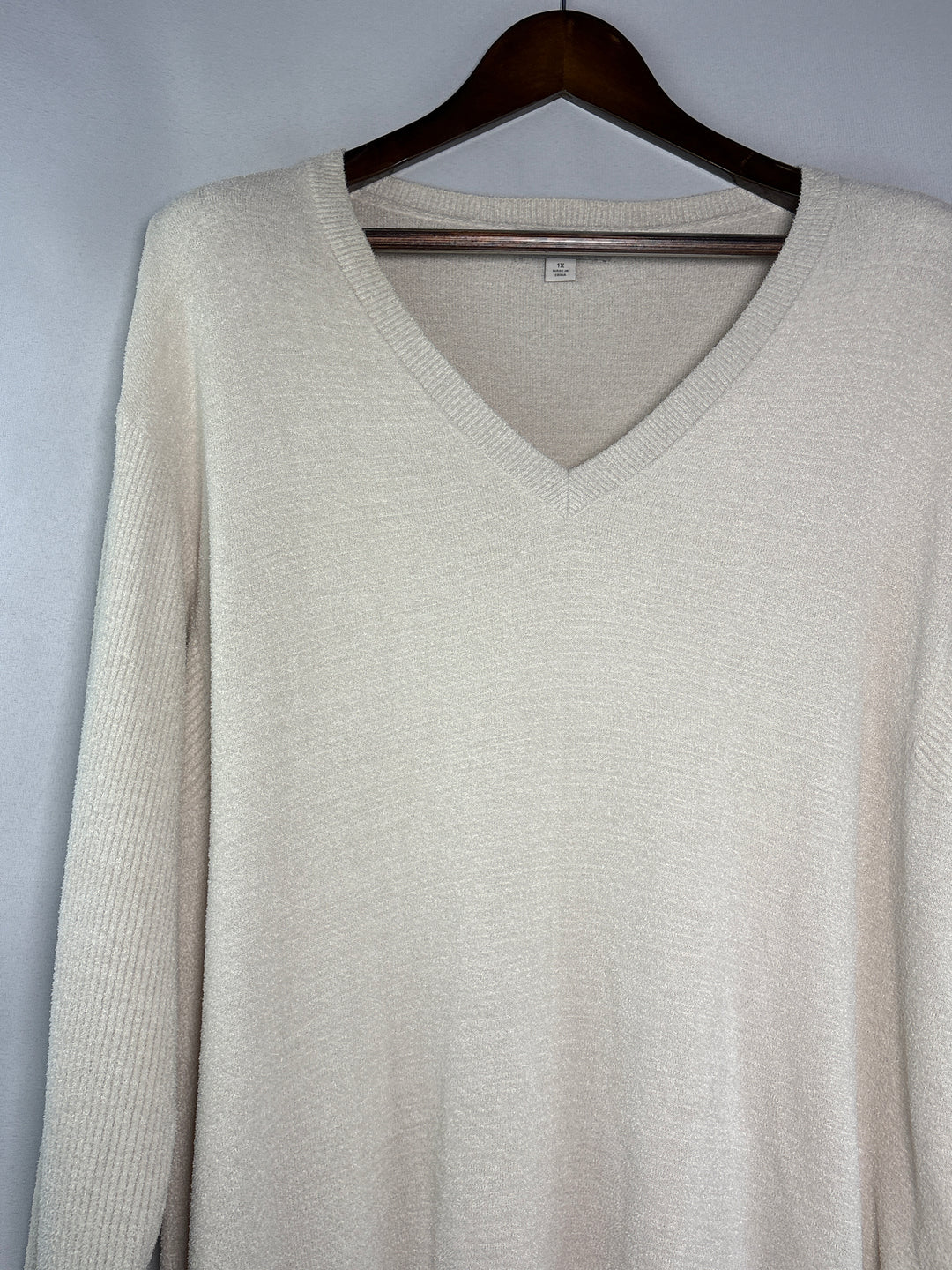 Women’s Barefoot Dreams Size 1X Cream Plush Sweater