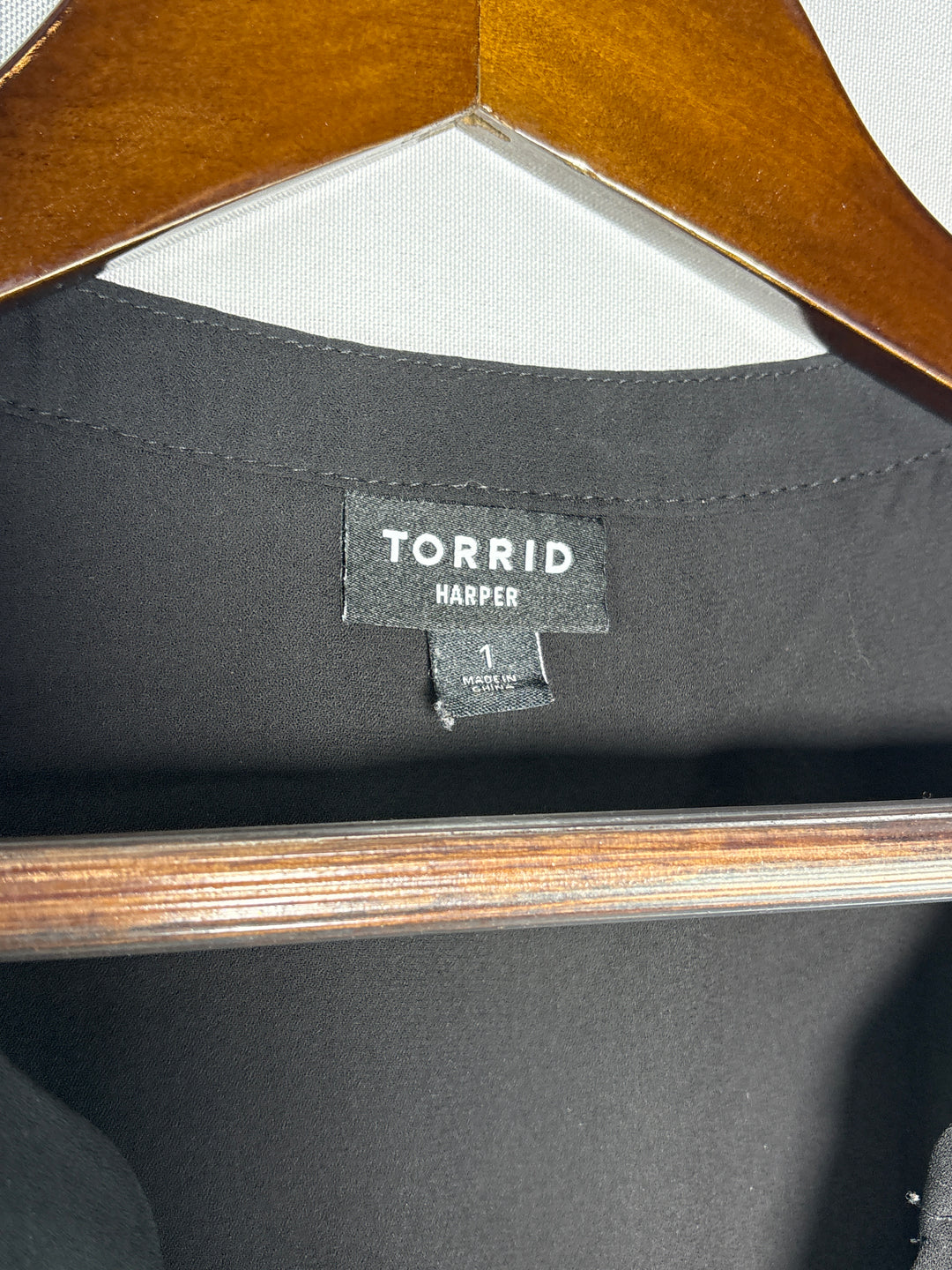 Women’s Torrid Size 1 Black Sheer Sleeveless Blouse