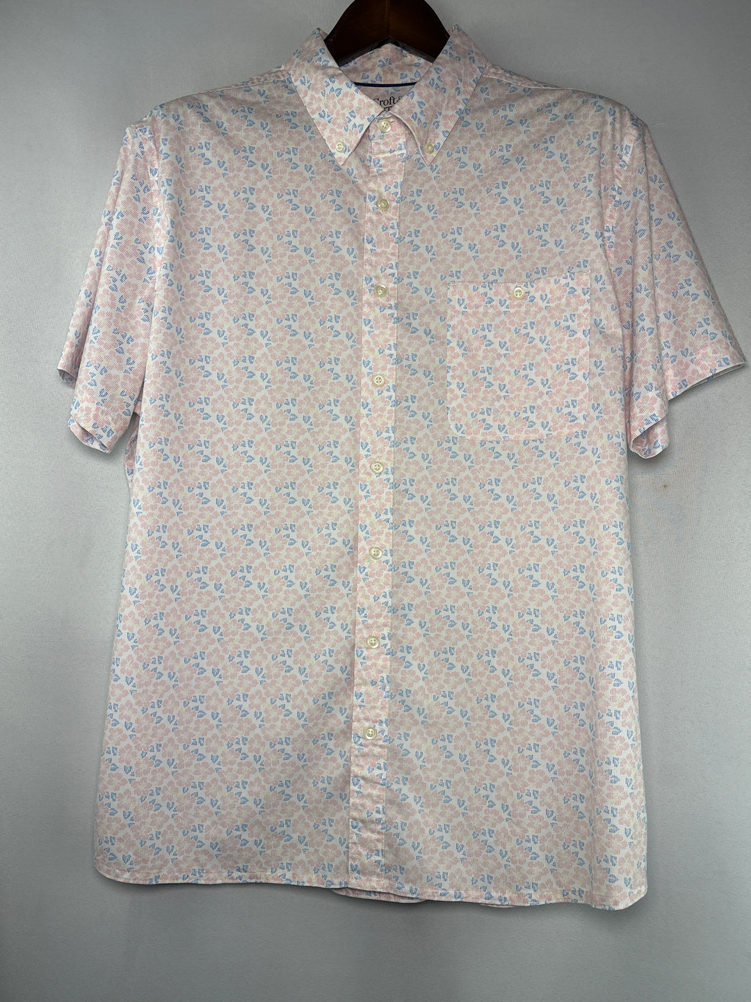 Men’s Croft &amp; Barrow XL White Floral Short Sleeve Button Up