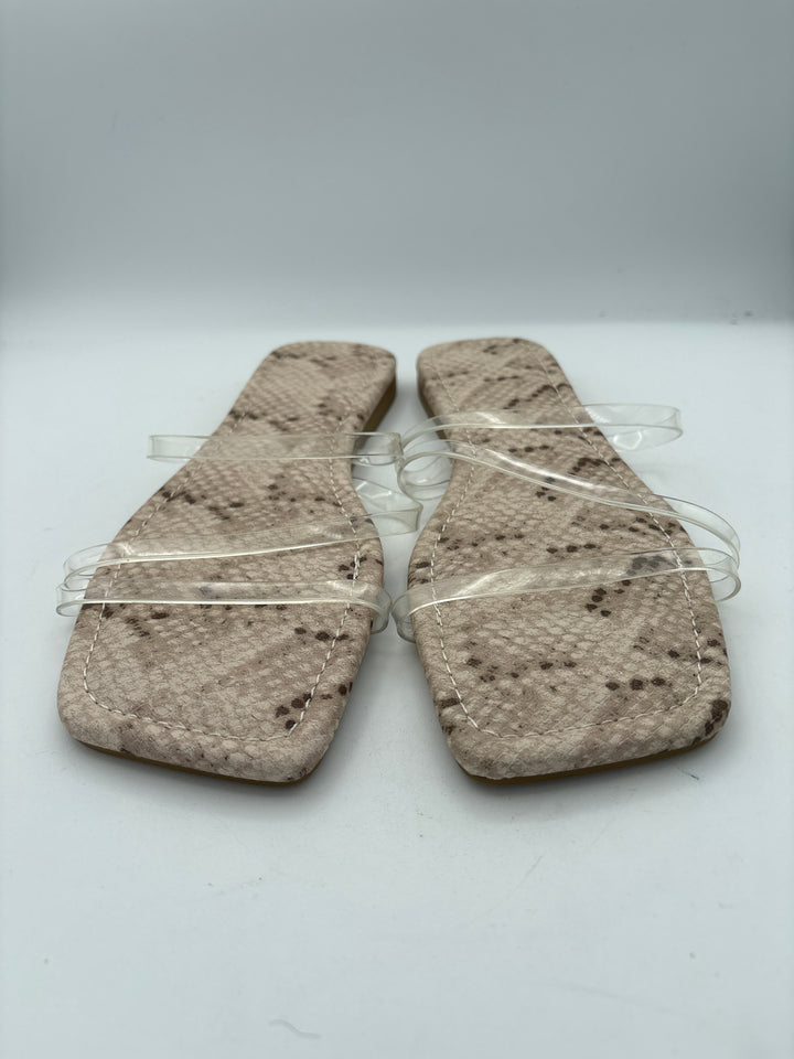 Women’s Dolce Vita Size 9.5 Gray Snakeskin Flat Strappy Sandals