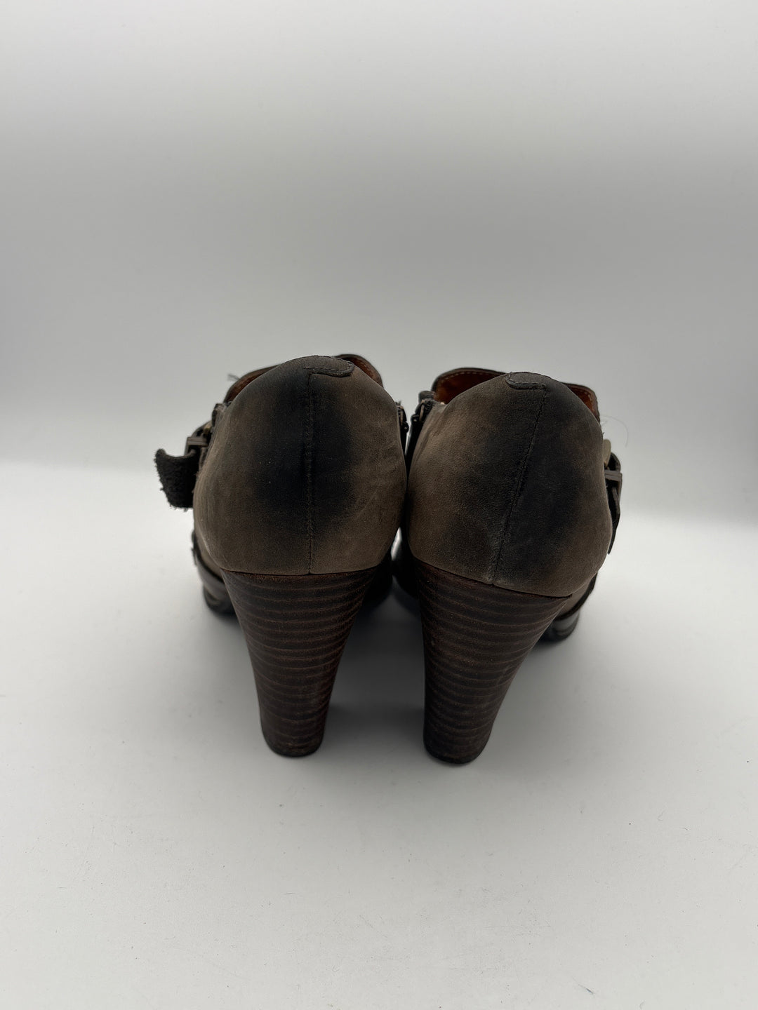 Womens Clarks Greige Ankle Boots With Buckles Side Zip 3 Inch Heel Size 7.5