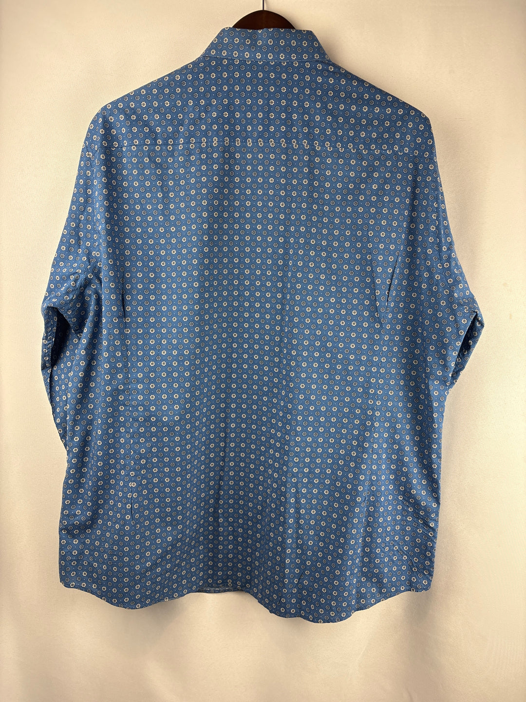 Men’s Bar lll XL Blue Floral Button Up Dress Shirt