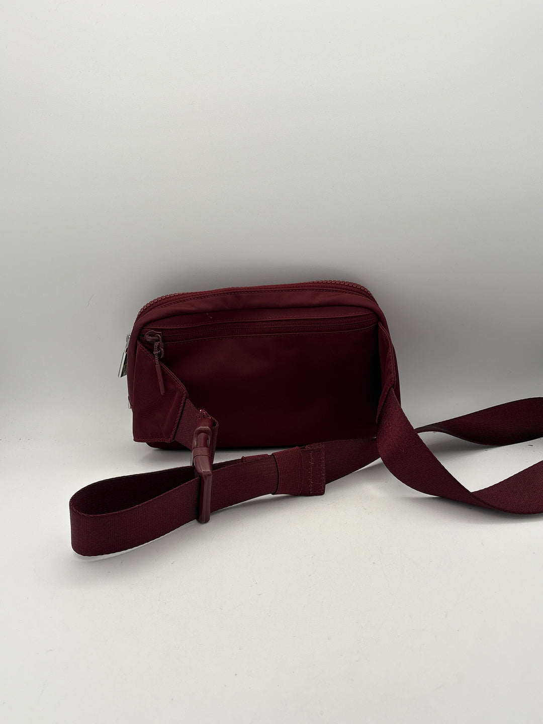 Women’s LuluLemon Maroon Fanny Pack Bag