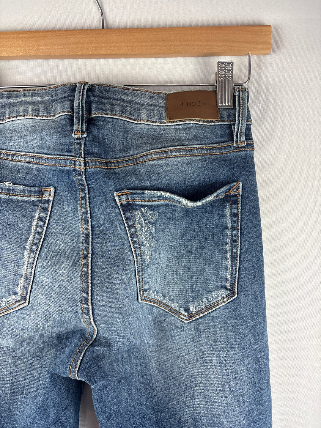 Women’s Hidden Size 26 Medium Wash Blue Skinny Jeans